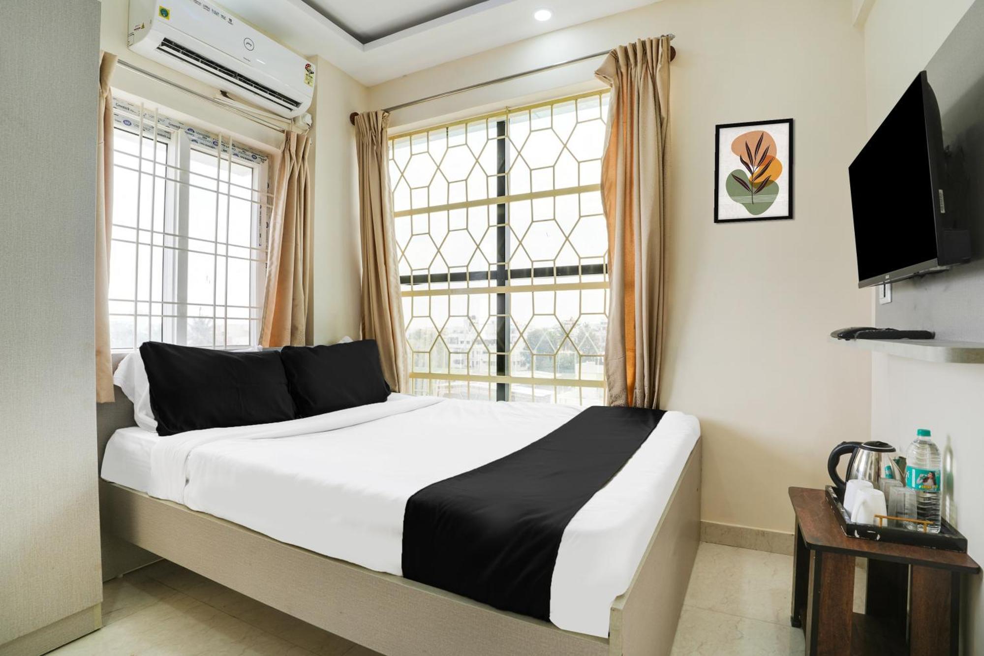 Super Hotel O Bangalore Near Reva Circle Formerly Cka Boarding Yelahanka 外观 照片