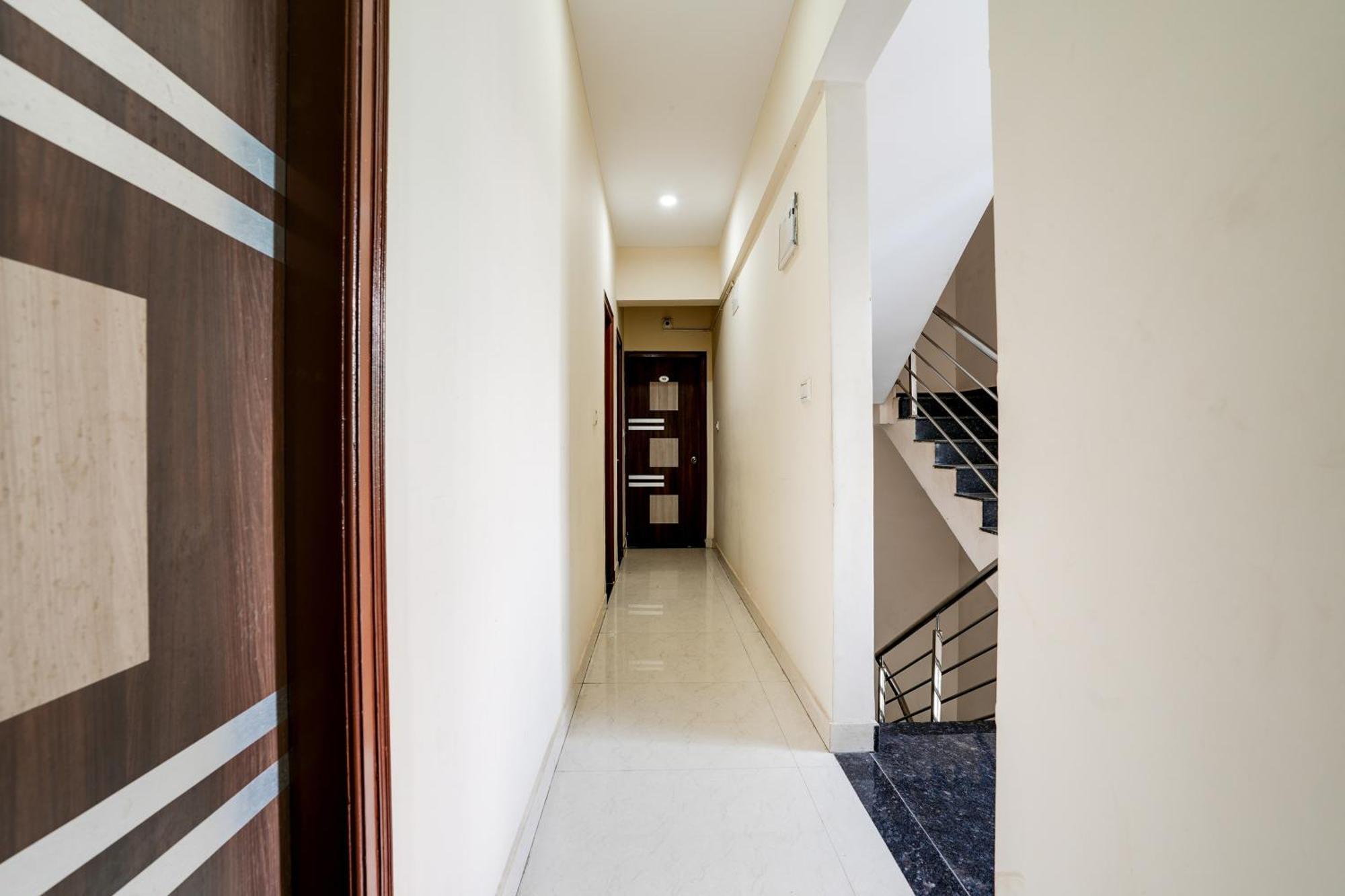 Super Hotel O Bangalore Near Reva Circle Formerly Cka Boarding Yelahanka 外观 照片