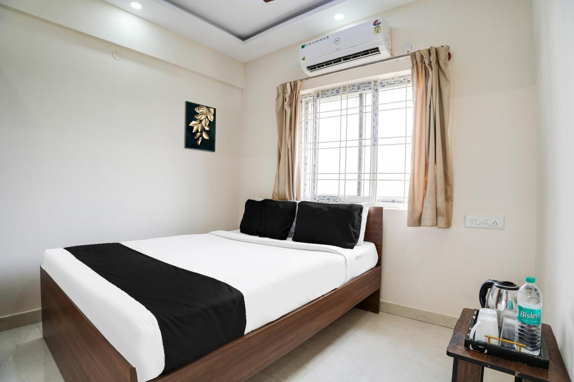 Super Hotel O Bangalore Near Reva Circle Formerly Cka Boarding Yelahanka 外观 照片