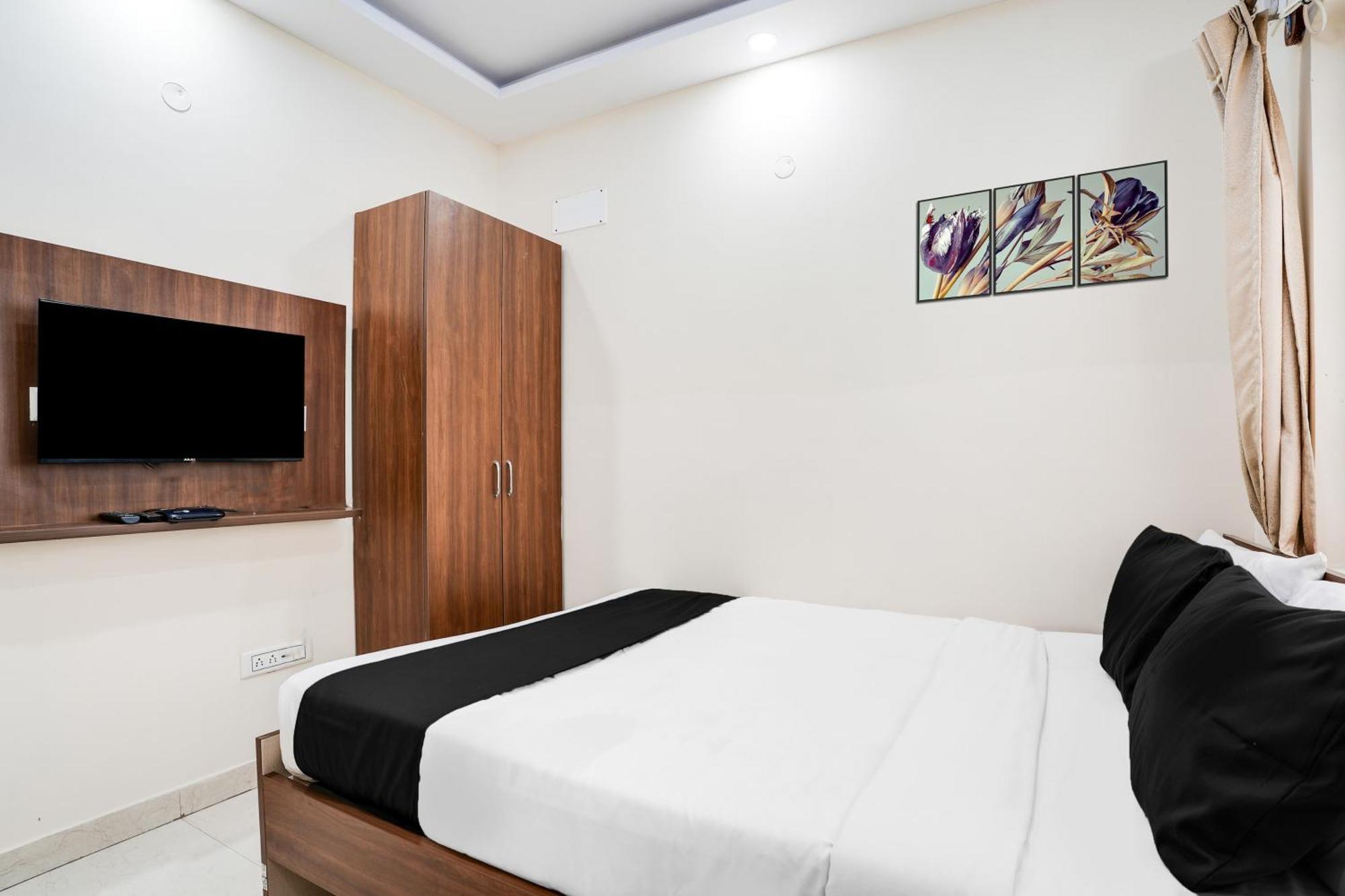 Super Hotel O Bangalore Near Reva Circle Formerly Cka Boarding Yelahanka 外观 照片